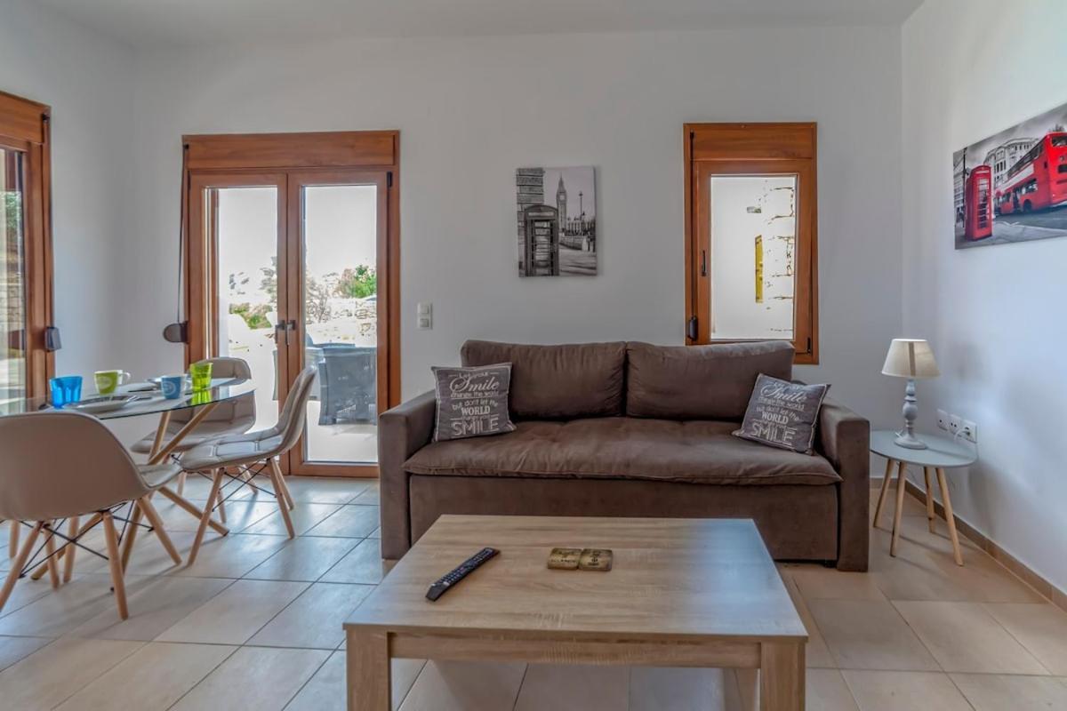 Karena Seaview Villa Gerani Chanion エクステリア 写真