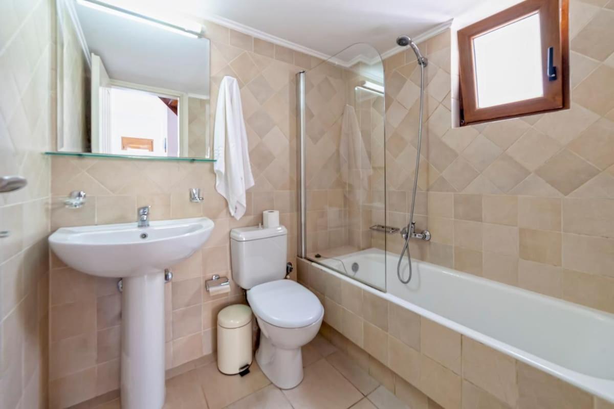 Karena Seaview Villa Gerani Chanion エクステリア 写真