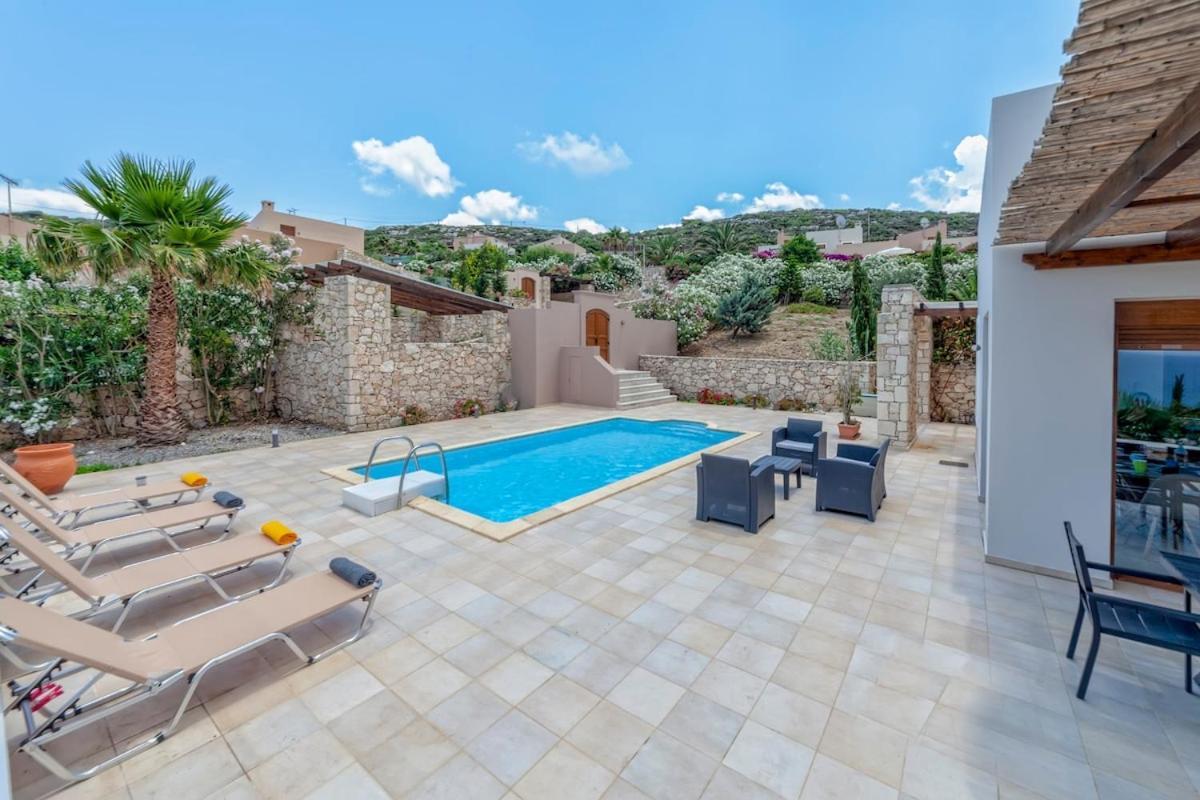 Karena Seaview Villa Gerani Chanion エクステリア 写真