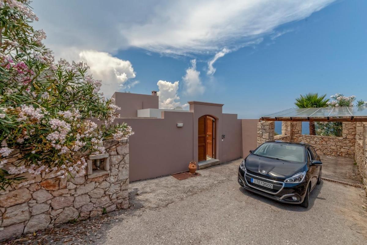 Karena Seaview Villa Gerani Chanion エクステリア 写真