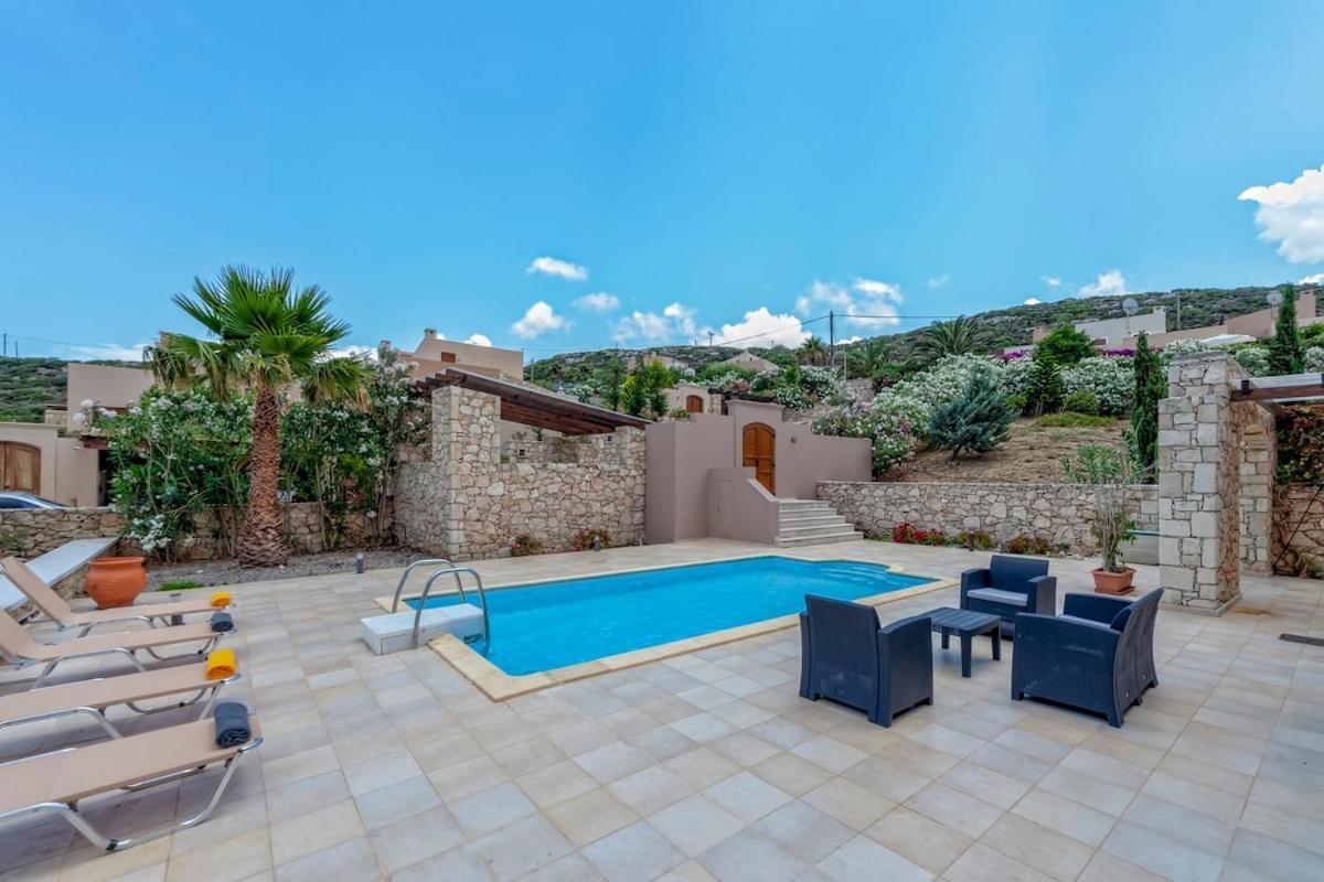 Karena Seaview Villa Gerani Chanion エクステリア 写真